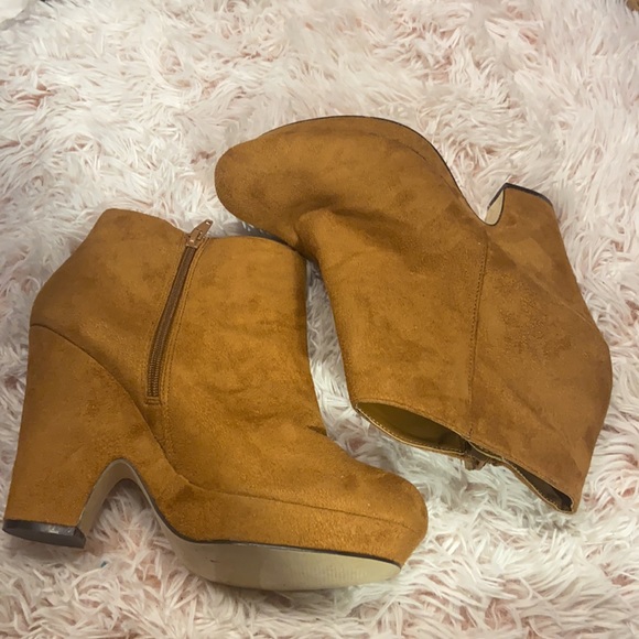 Cato brown/tan/mustard Heeled ankle boots - Picture 6 of 9